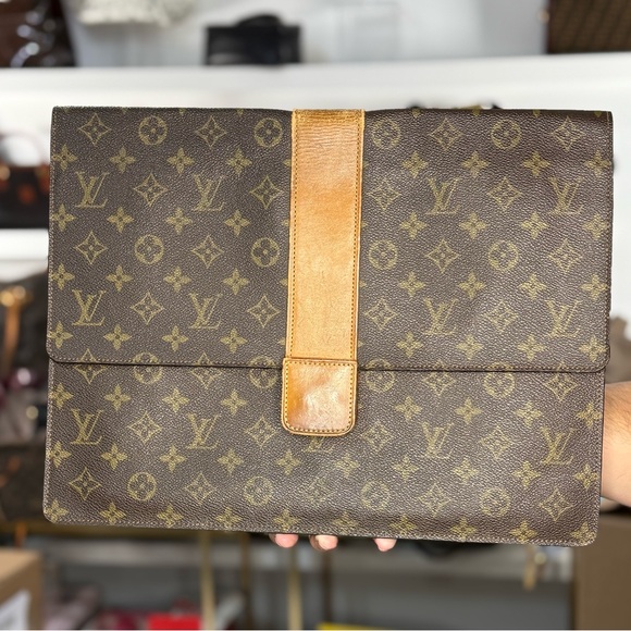 LV RARE PORTFOLIO - Picture 1 of 1
